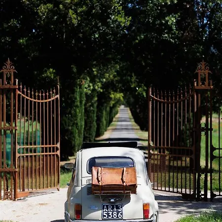 Βίλα Nello's, Di Pregio Con